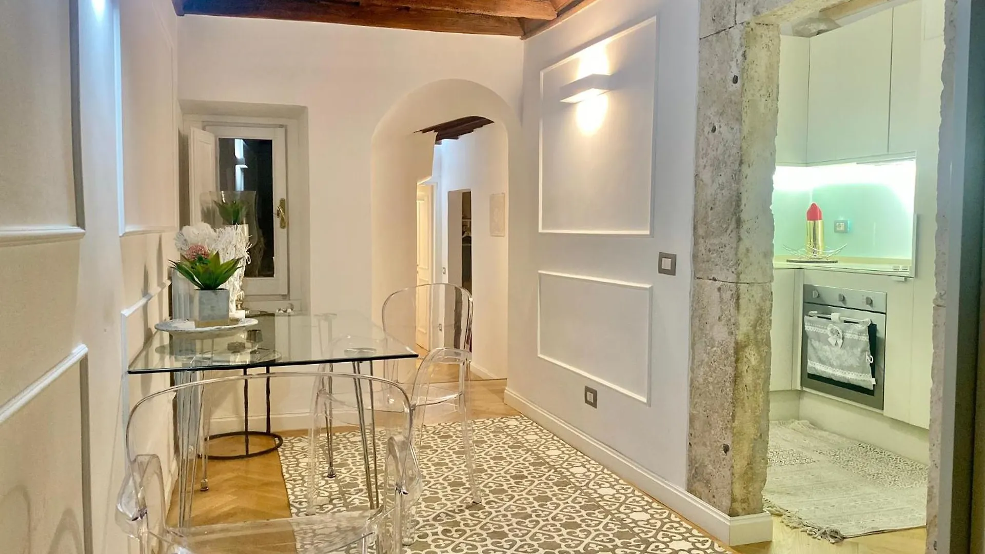 Romanlux Suites Apartment